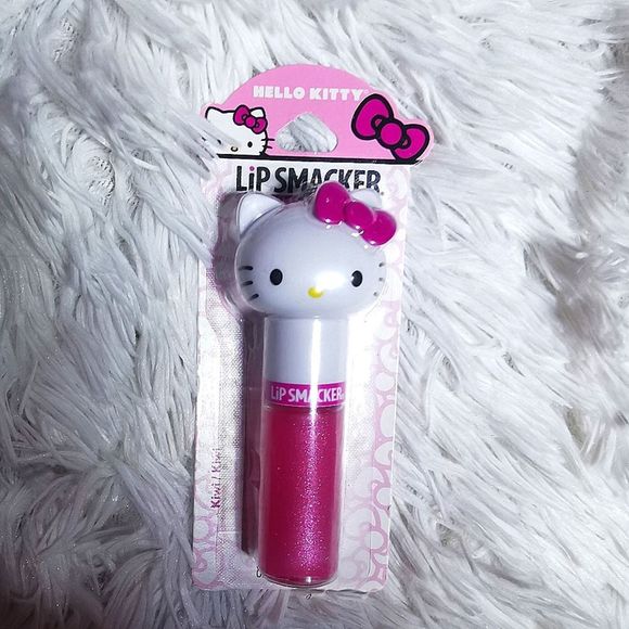 Easter gifts 🐣Host Pick 💕Hello kitty lip smacker🐍 - Picture 1 of 9